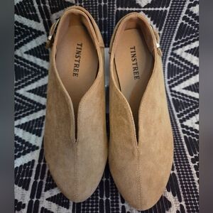 Tinstree Women Tan Suede Flat MocassIn Slip On sz 6 NWD UNIQUE LOOK!